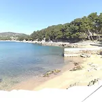 Ivan By The Sea Apartment