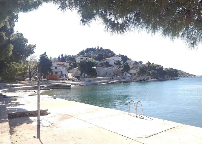 Ivan By The Sea Appartement Tribalj