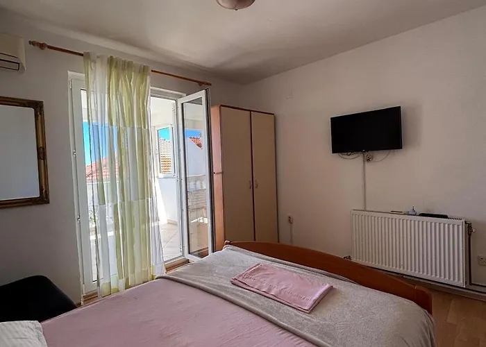 Ivan By The Sea * Tribalj